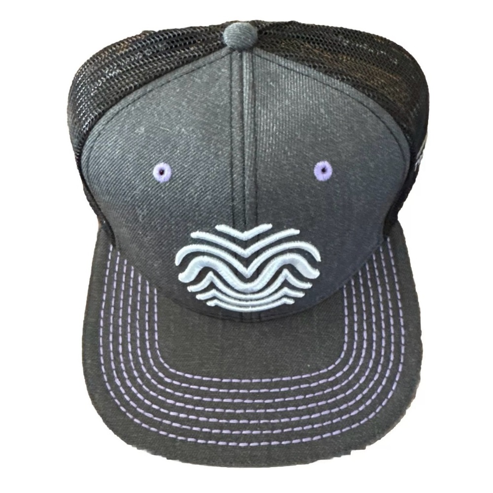 Rythm cannabis Gray & Black Trucker Hat NWOT